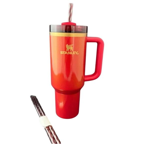 NEW Stanley The Quencher H2.0 Flowstate™ Tumbler | 40 OZ Scarlet Tinsel - Picture 4 of 11